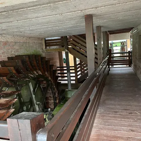L Du Moulin Eschviller *