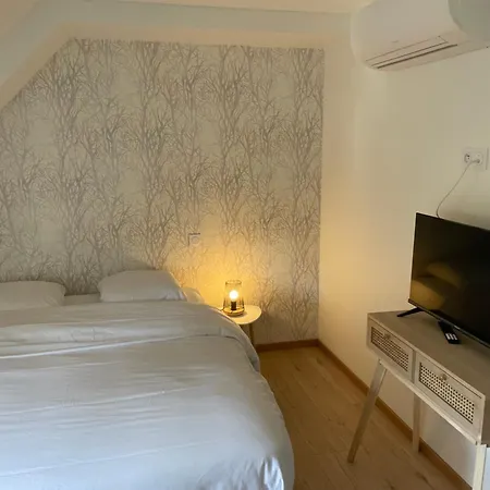 L Du Moulin Eschviller Hotel *